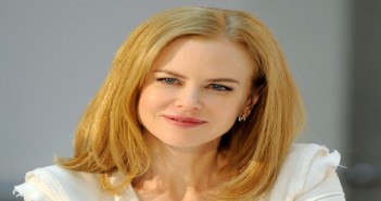 ทรงผม สำหรับ สาว50อัพ มาตัดผมลดอายุเถอะค่ะ ขุ่นแม่! VIENNA, AUSTRIA - MARCH 24: Nicole Kidman attends Omega Press Junket at BAWAG PSK Zentrale on March 24, 2013 in Vienna, Austria. (Photo by Luca Teuchmann/Getty Images)