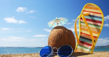 8 วิธีดูแล สุขภาพ หน้าร้อน!! BEACH-THINGS1