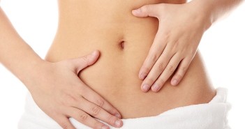 วิธี ปลุกลำไส้ ให้ทำงานด้วยวิธีธรรมชาติ หลังตื่นนอนตอนเช้า Hand on belly