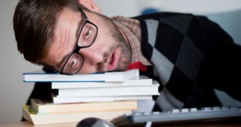 ตื่นมาก็ เหนื่อย แล้ว แบบนี้คือเป็นโรค หรือ ขี้เกียจ…ตอบ!! tired-4