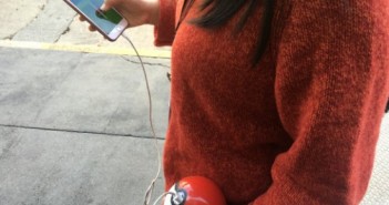 กระแสแรงจริงจัง พาวเวอร์แบงค์ Pokeball เอาใจแฟนๆ Pokemon Go Pokemon_Go_2-550x413