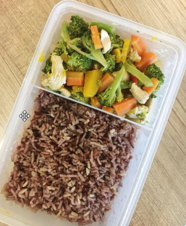 ข้าวกล้อง-ผัดผัก
