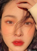 ใบหน้ายาว